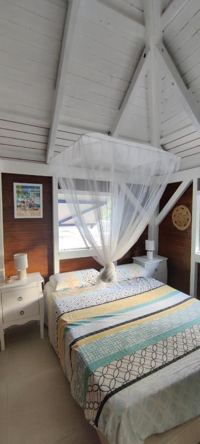 Habitation Colas ปวงต์-นัวร์ ภายนอก รูปภาพ